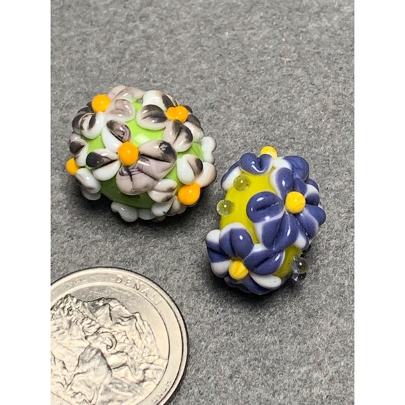 Handcrafted Lampwork Floral Glass Beads - Bright & Cheery Spring Vibe - Set of 2 - Picture 3 of 3